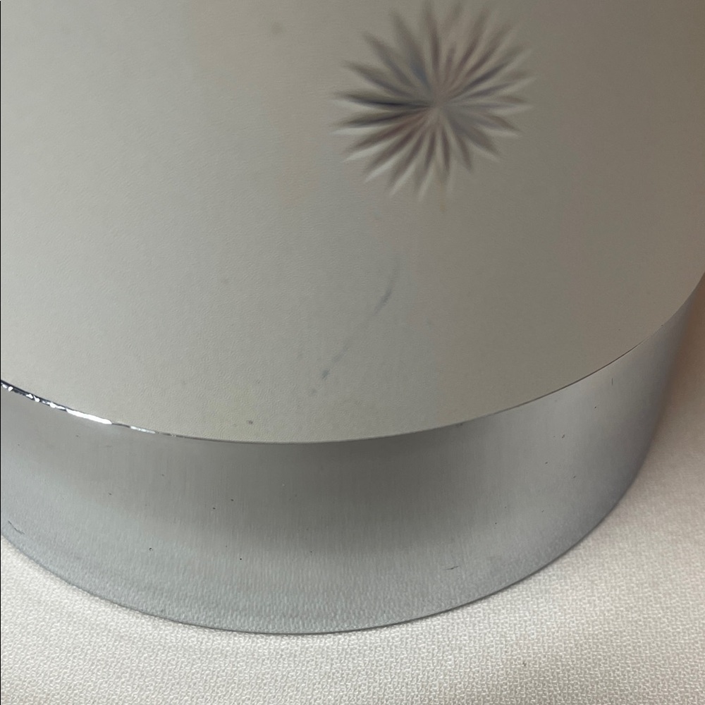 Mid Century Modern, Vintage Silver and White Ice Bucket - Picture 9 of 16